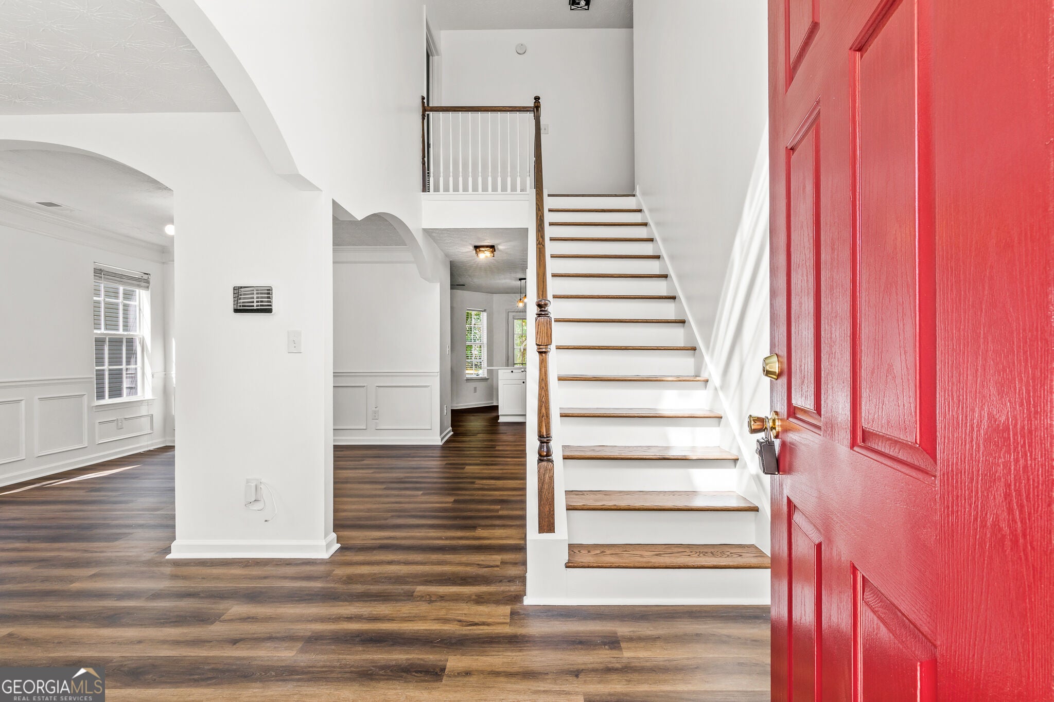 18 Belmont Park LN
