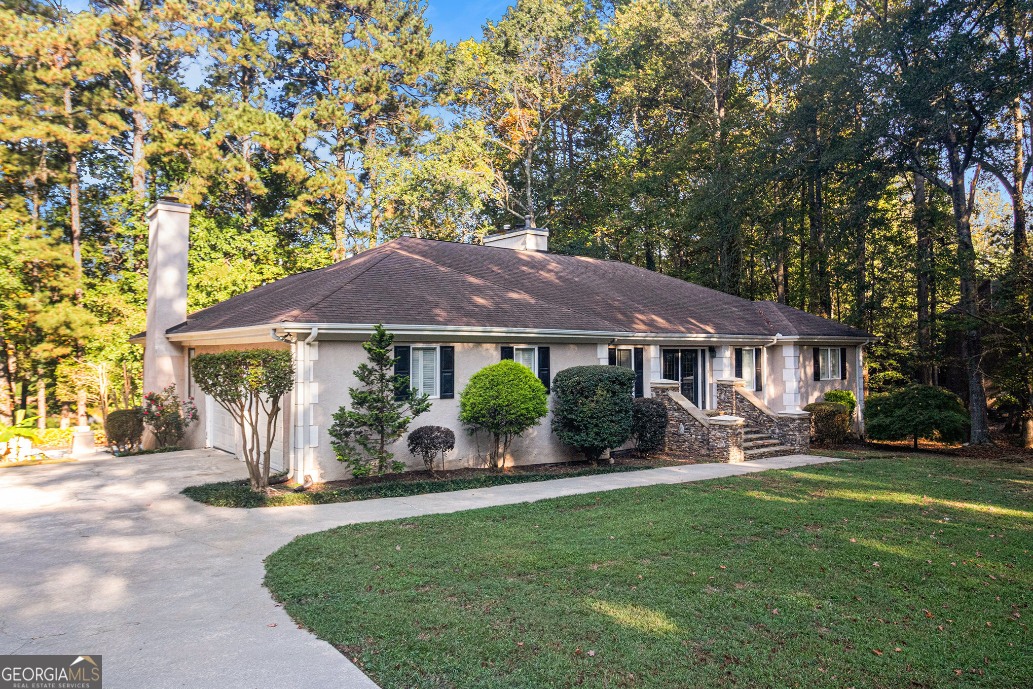 2185 Castle Lake DR