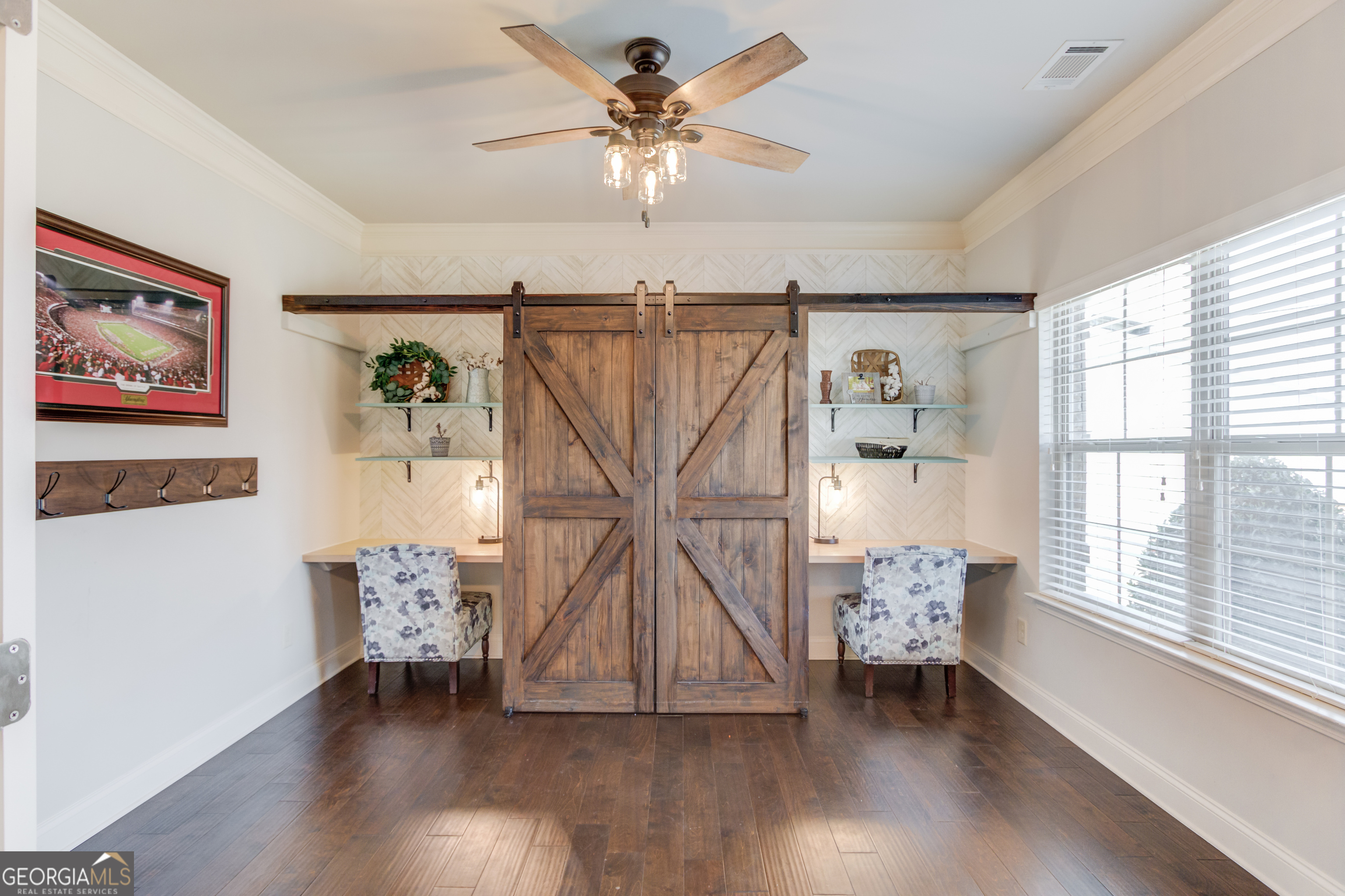 561 James Madison CT