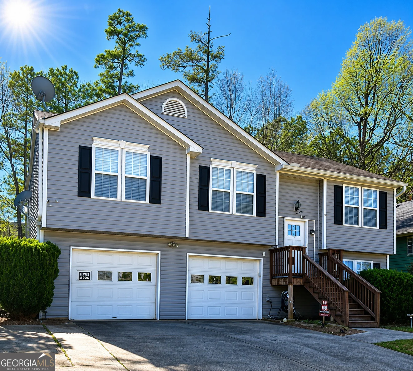 5700 Hollow Ridge Lane