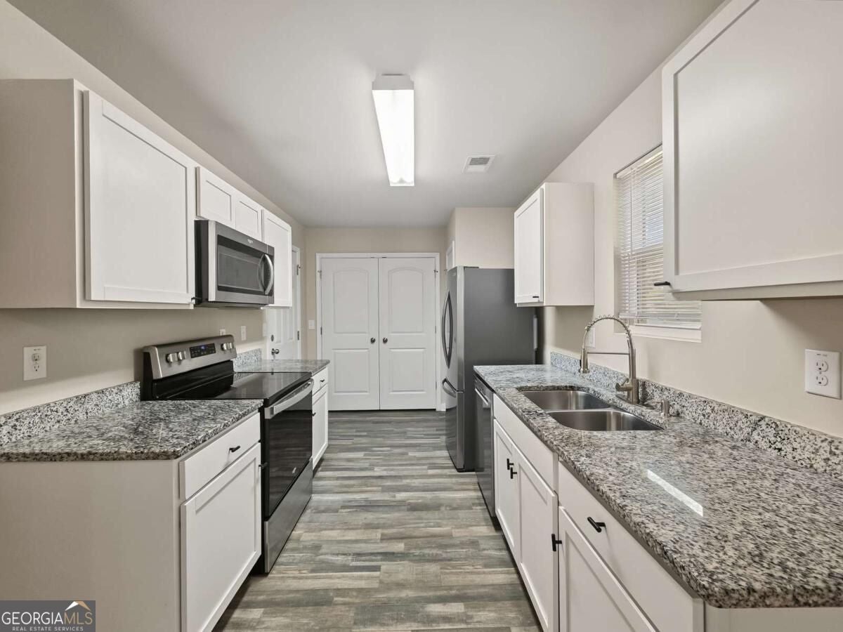 2509 Wood Bend LN