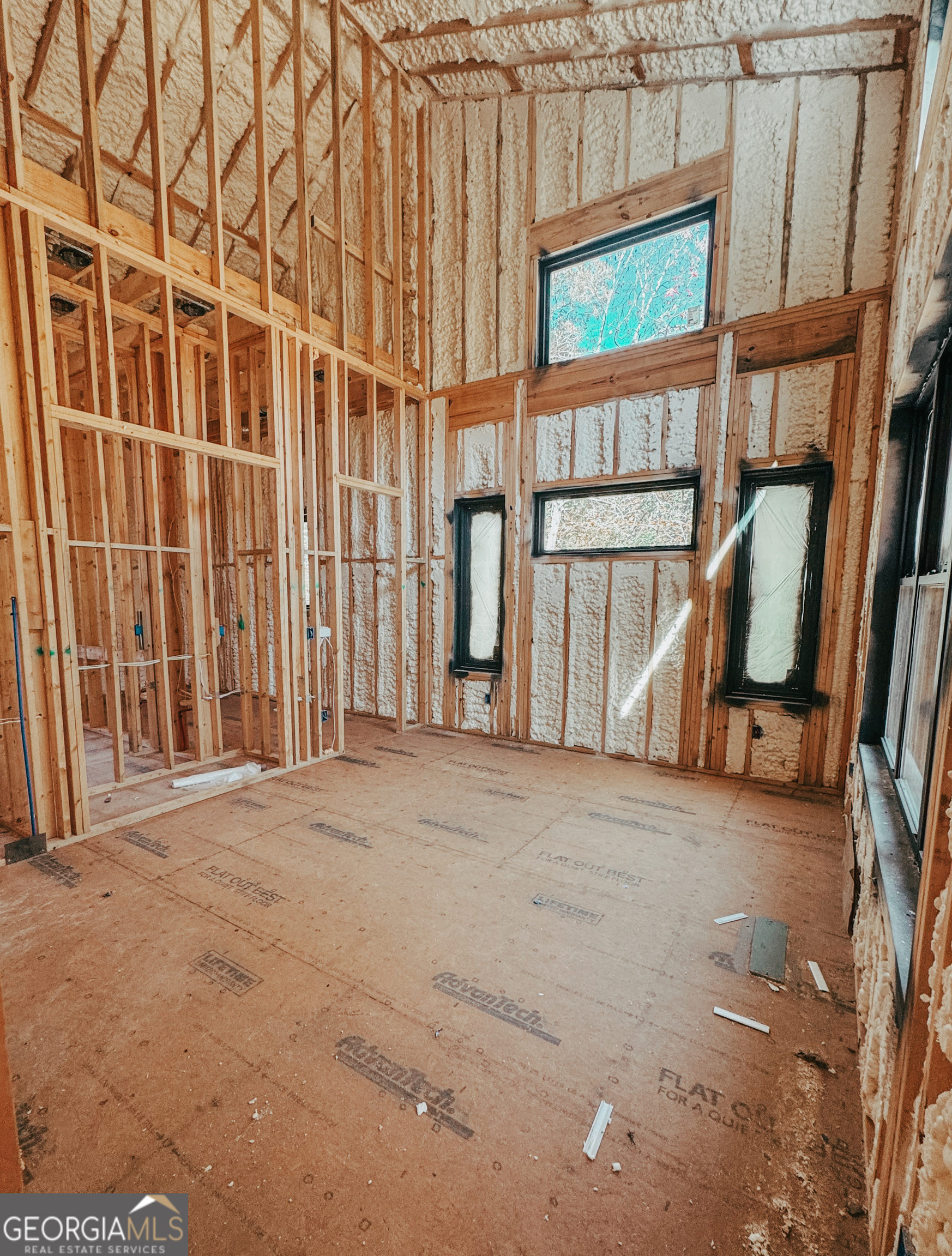 93 Silver Oaks CT TRACT 2