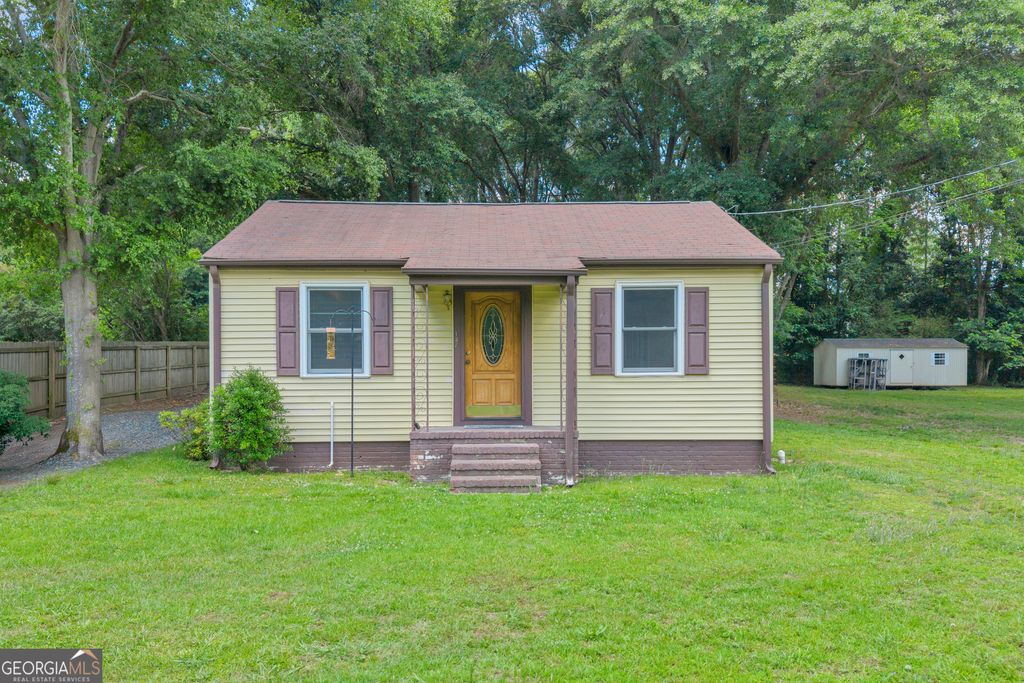 Photo of 137 Hart Terrace, Hartwell, GA 30643 (MLS # 10770067)