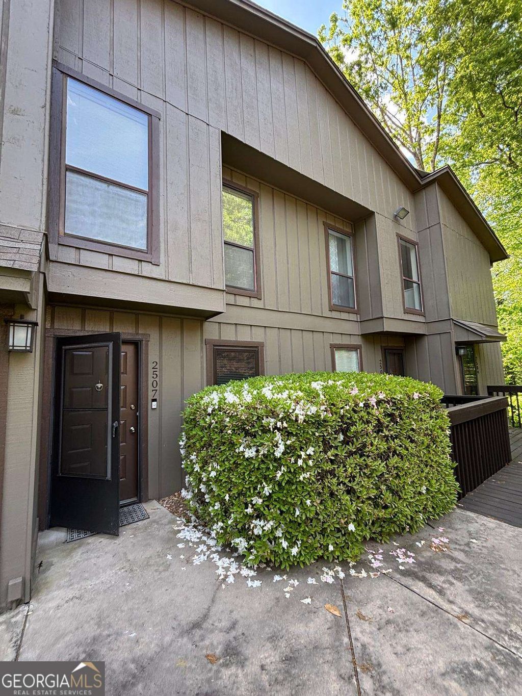 Photo of 2507 Cumberland Court SE, Smyrna, GA 30080 (MLS # 10739990)