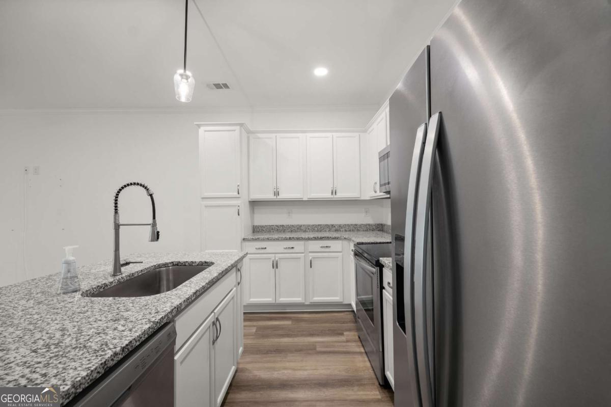 1536 Bluff Valley CIR