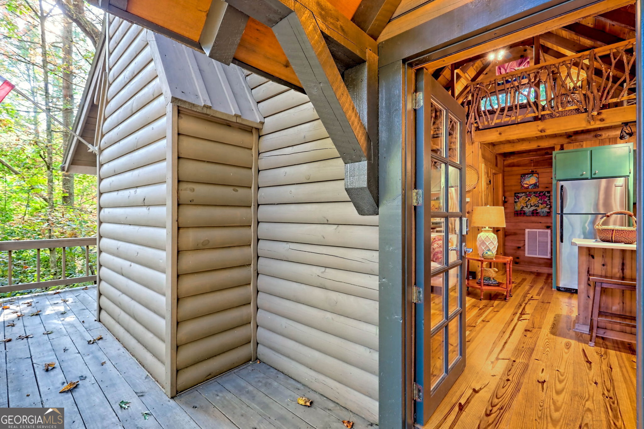 Rabun Gap, Georgia 30568, United States, 2 Bedrooms Bedrooms, ,1 BathroomBathrooms,Residential,Pending,39056