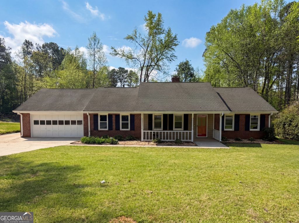 Photo of 1622 Spaniel Court SW, Conyers, GA 30094 (MLS # 10729549)