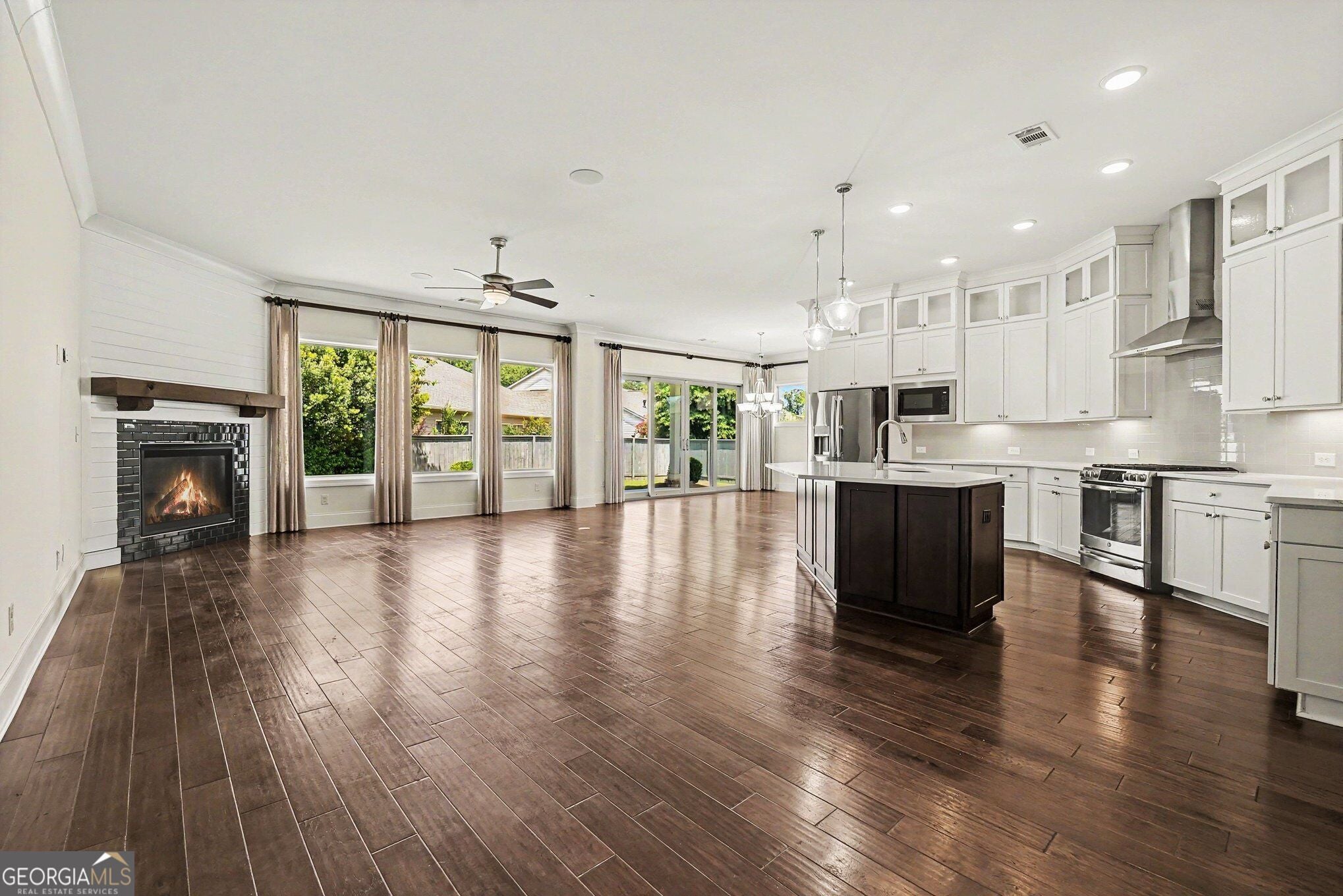 105 Sheridan DR