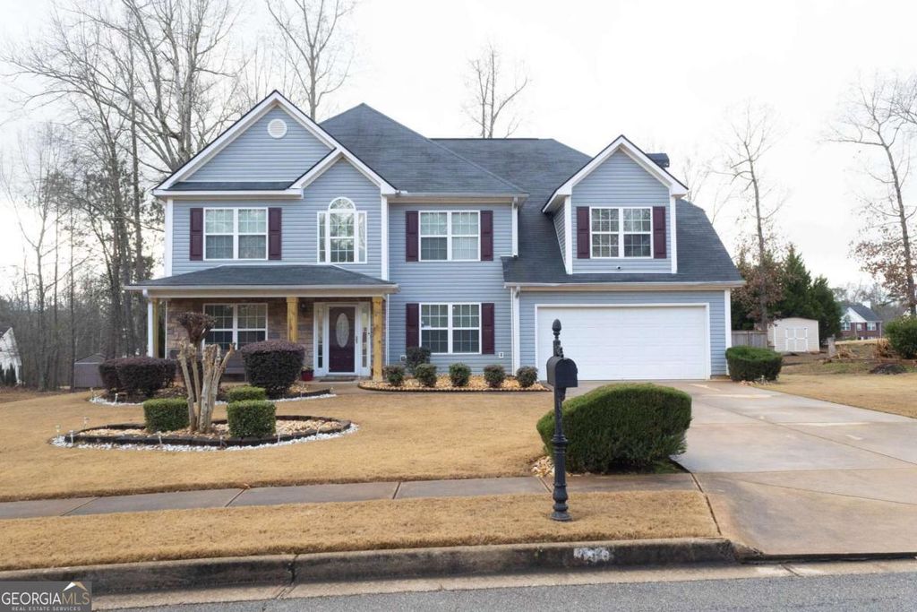 Photo of 450 Fieldstone Lane, Covington, GA 30016 (MLS # 10685091)