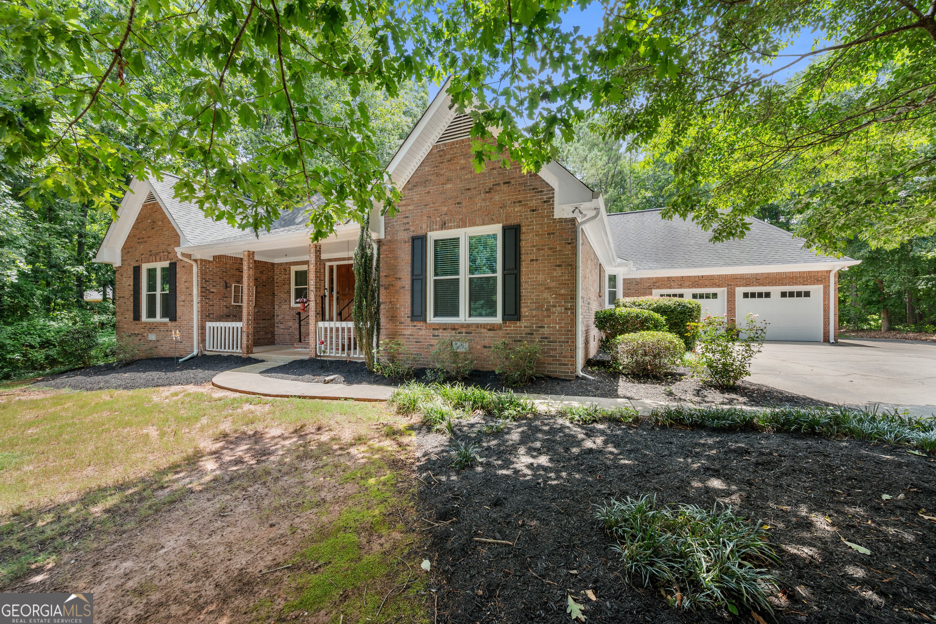 219 Darwish DR