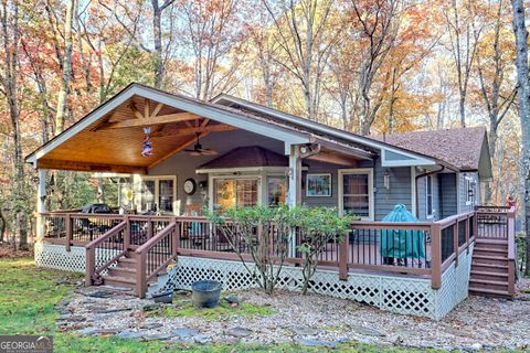 381 W Sugarbush DR Dillard GA 30537
