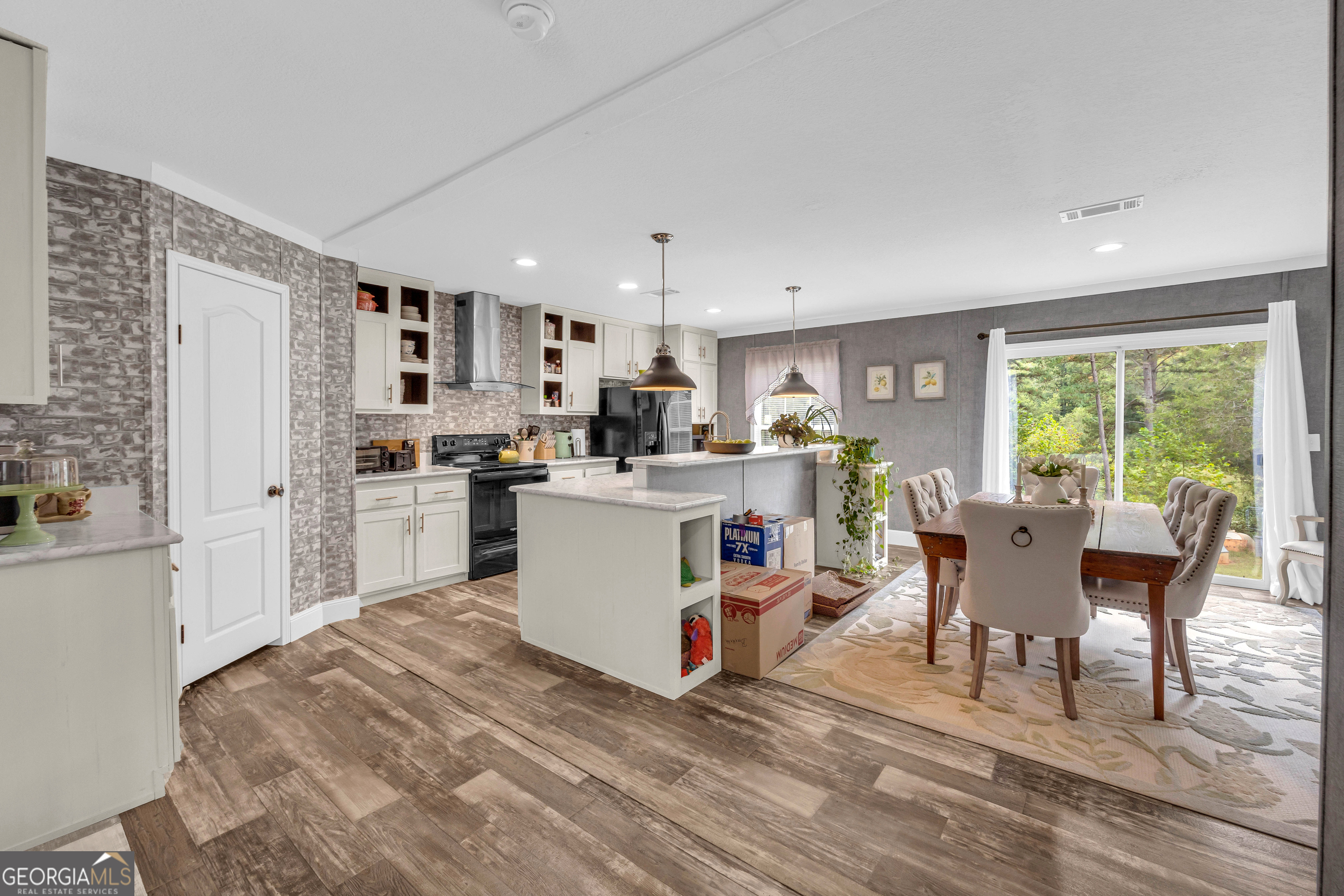 466 Trotters Ridge RD