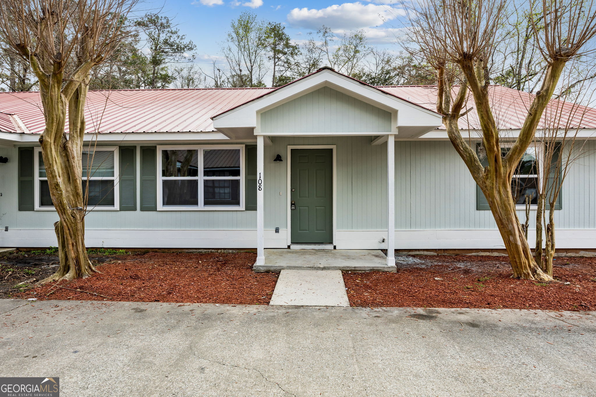 108 Clarks Bluff RD