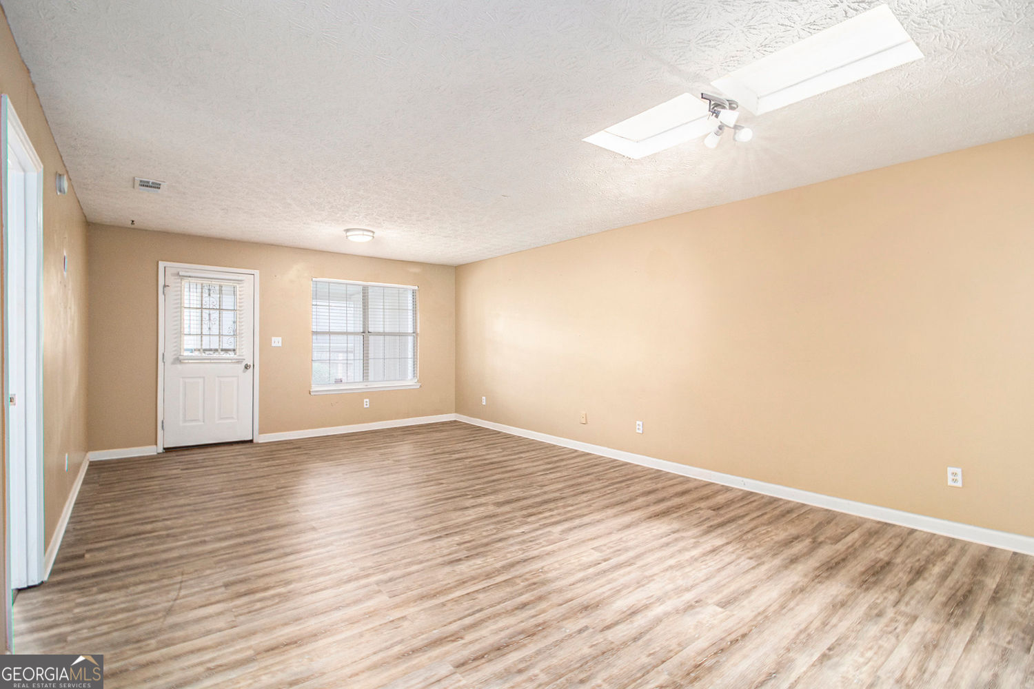 256 Olde Oaks LN