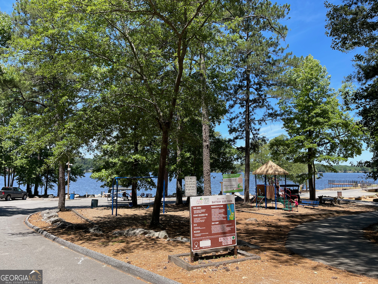 Peachtree City, Georgia 30269, United States, 4 Bedrooms Bedrooms, ,3 BathroomsBathrooms,Residential,Active,240497