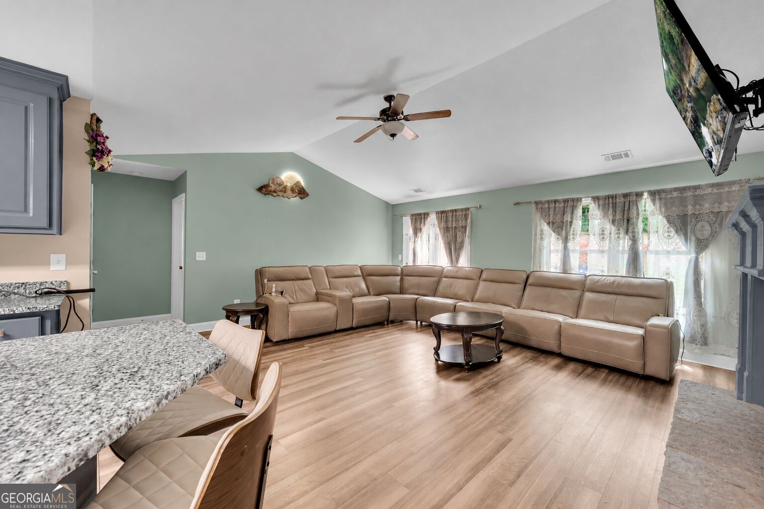 160 Morgan WAY