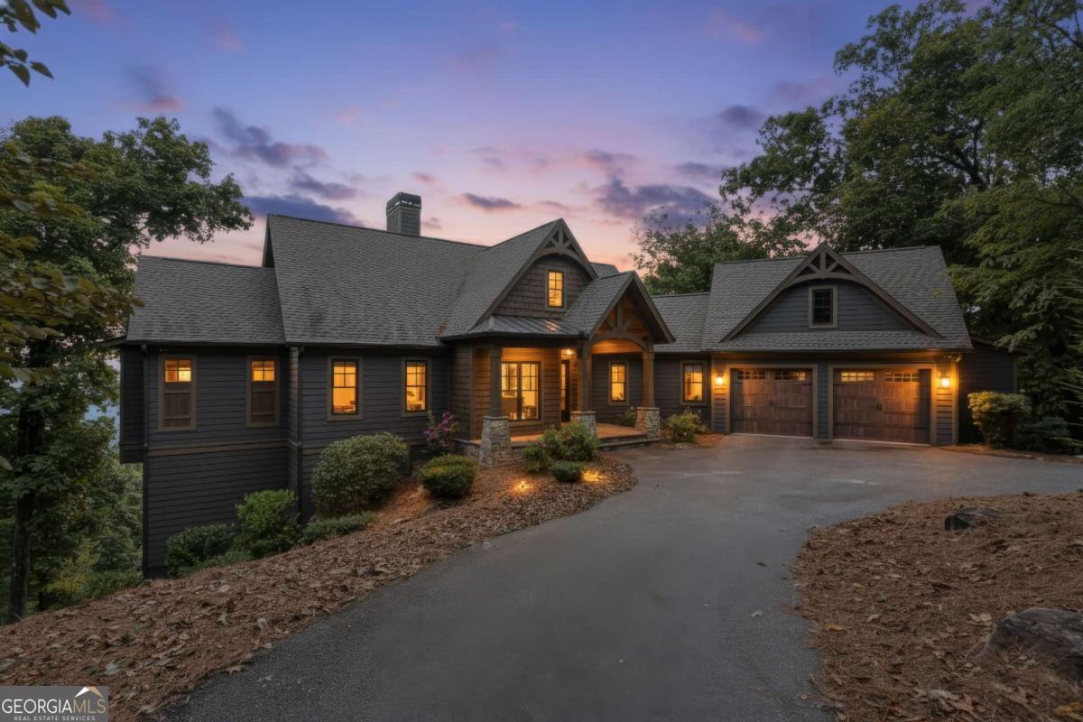 1455 Ridgeview DR