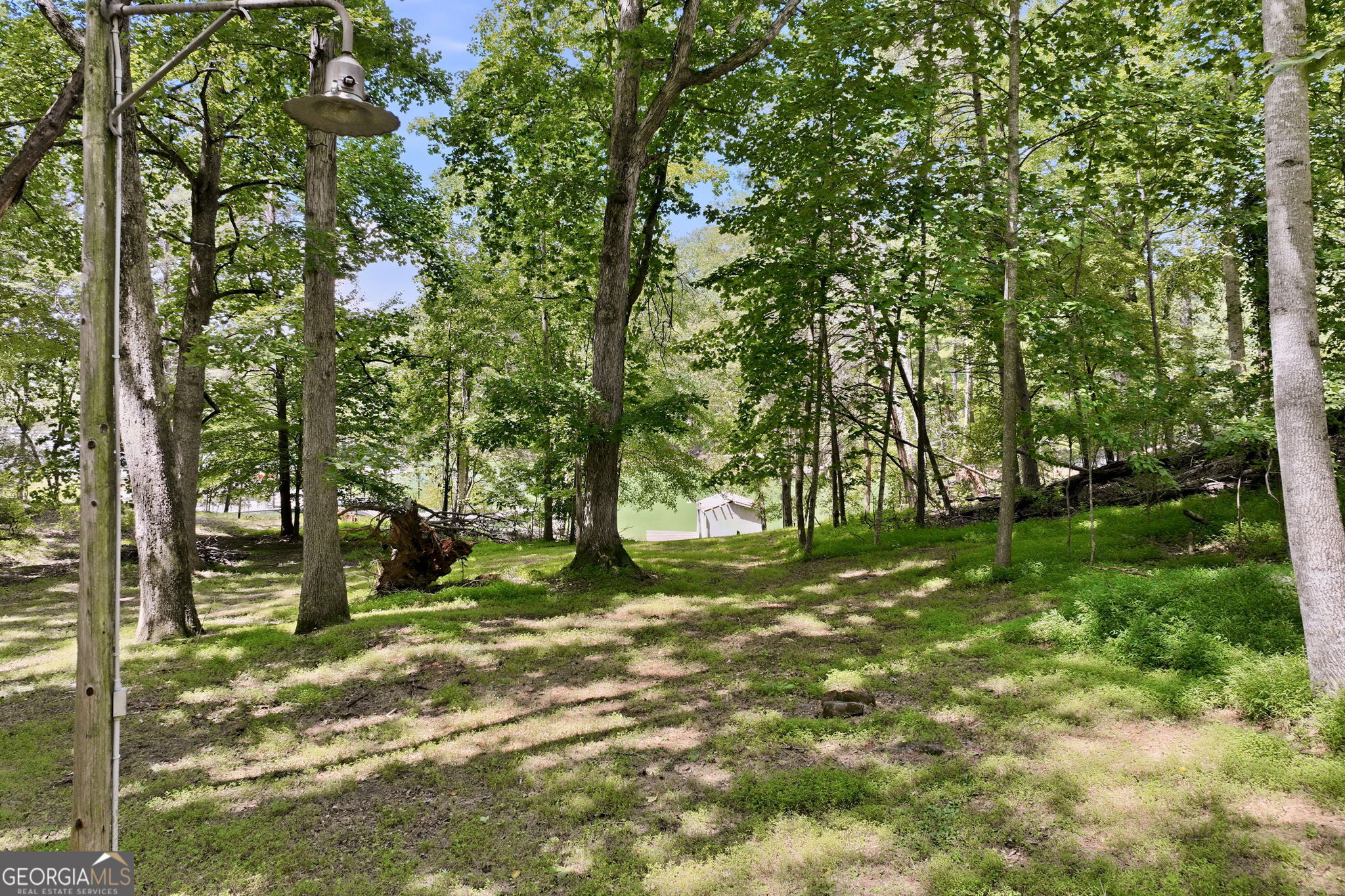 6495 Julian RD