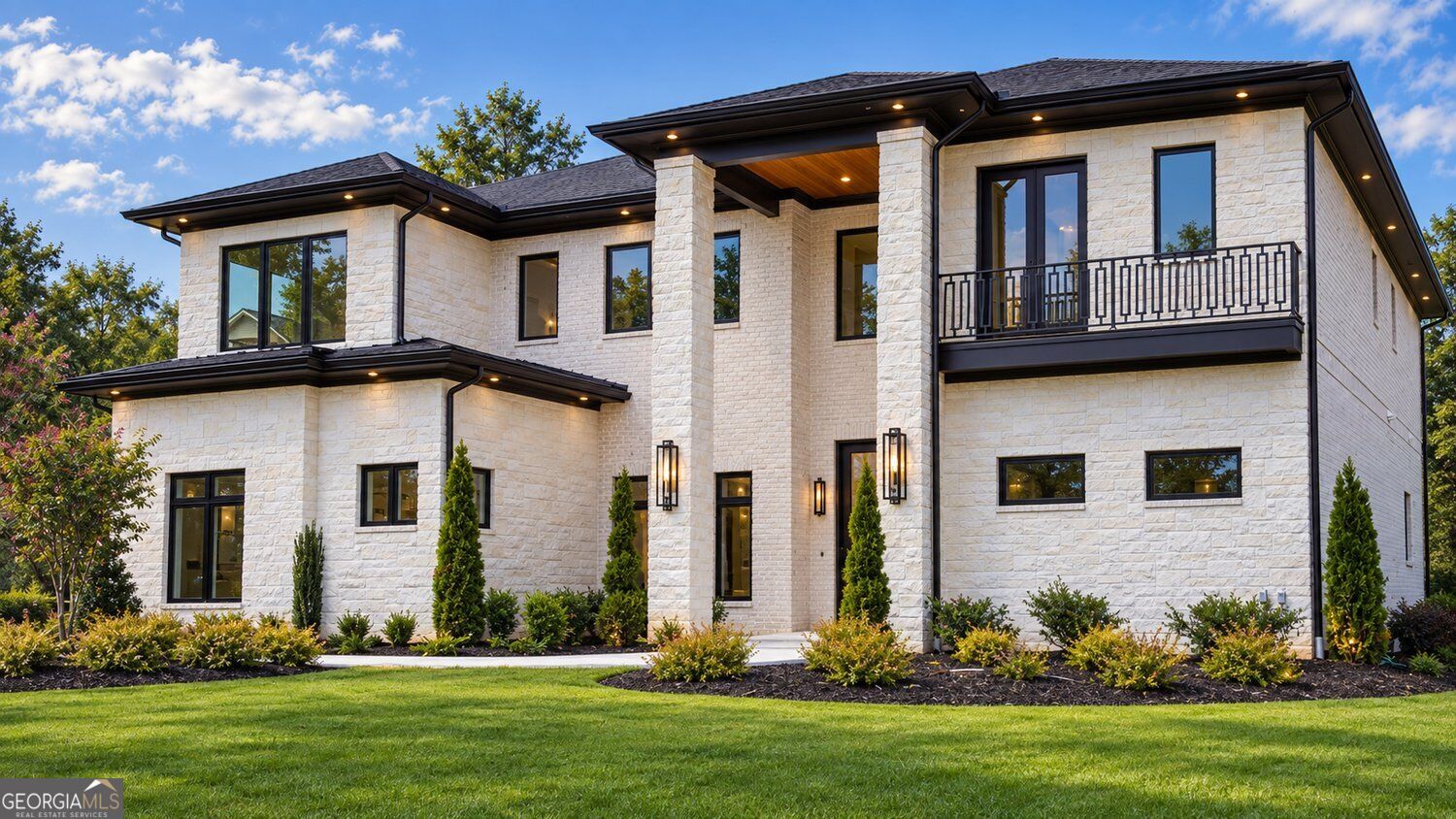 3425 Thompson Mill RD