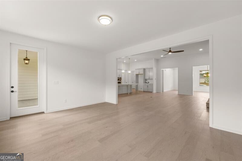 Snellville, Georgia 30078, United States, 2 Bedrooms Bedrooms, ,2 BathroomsBathrooms,Residential,Active,84921