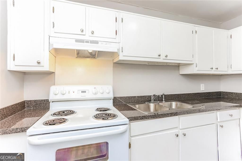 4133 Conley CIR