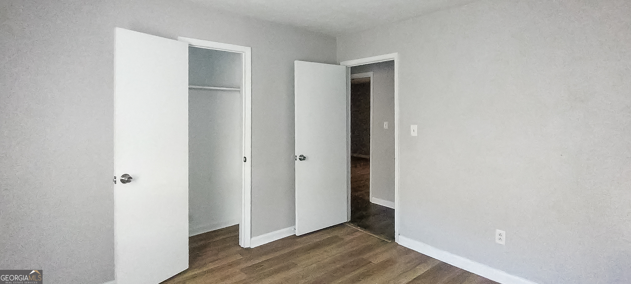 9409 Forest Knoll DR