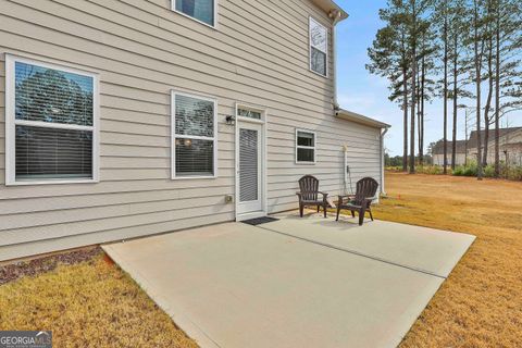 A home in Newnan