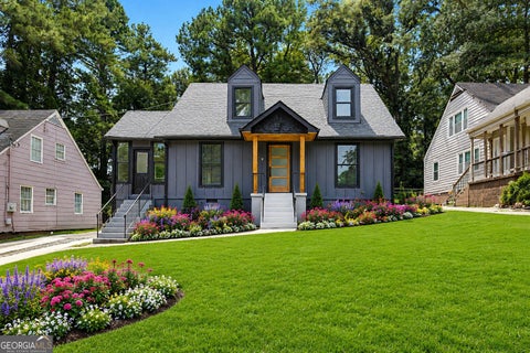 Photo of 1838 Rogers Avenue SW, Atlanta, GA 30310 (MLS # 10834791)