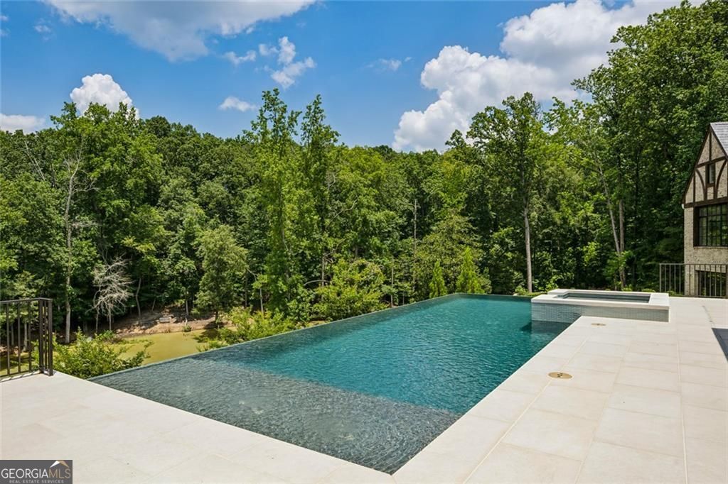 Sandy Springs, Georgia 30327, United States, 7 Bedrooms Bedrooms, ,12 BathroomsBathrooms,Residential,Active,254604