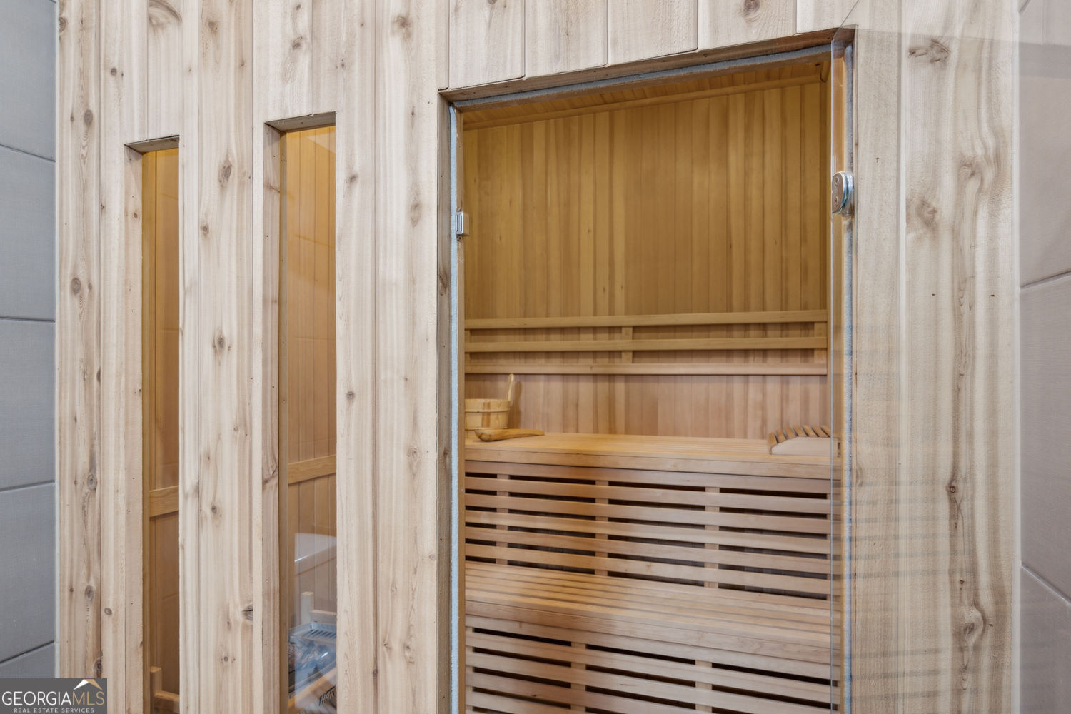 Sandy Springs, Georgia 30327, United States, 7 Bedrooms Bedrooms, ,12 BathroomsBathrooms,Residential,Active,254604