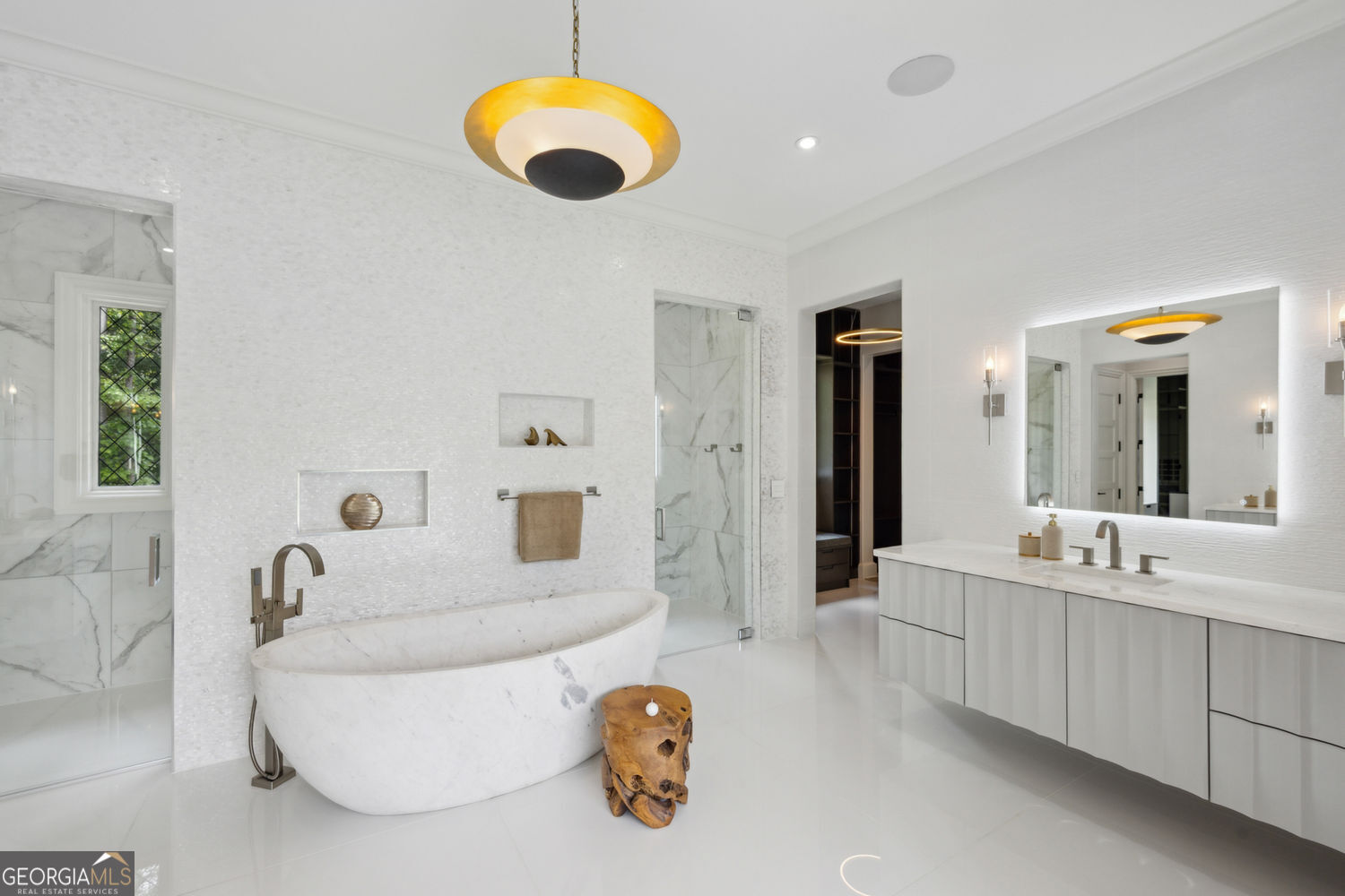 Sandy Springs, Georgia 30327, United States, 7 Bedrooms Bedrooms, ,12 BathroomsBathrooms,Residential,Active,254604