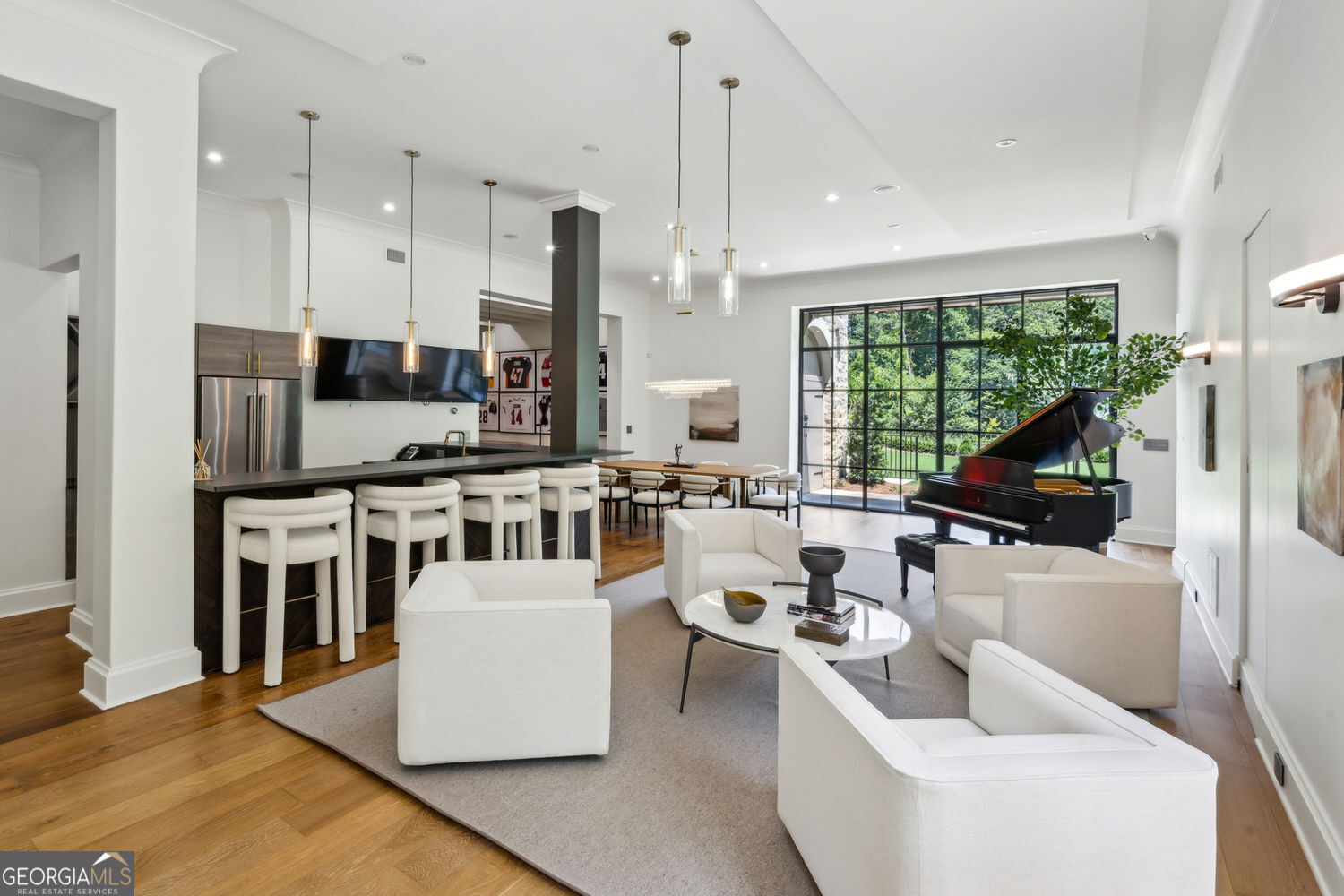 Sandy Springs, Georgia 30327, United States, 7 Bedrooms Bedrooms, ,12 BathroomsBathrooms,Residential,Active,254604