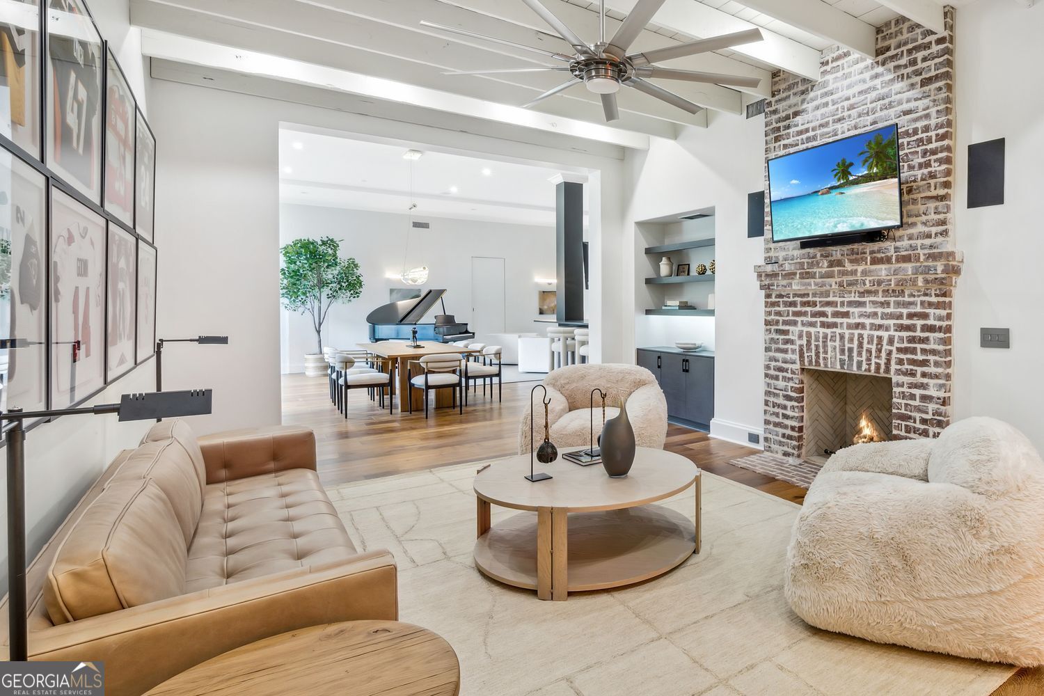 Sandy Springs, Georgia 30327, United States, 7 Bedrooms Bedrooms, ,12 BathroomsBathrooms,Residential,Active,254604