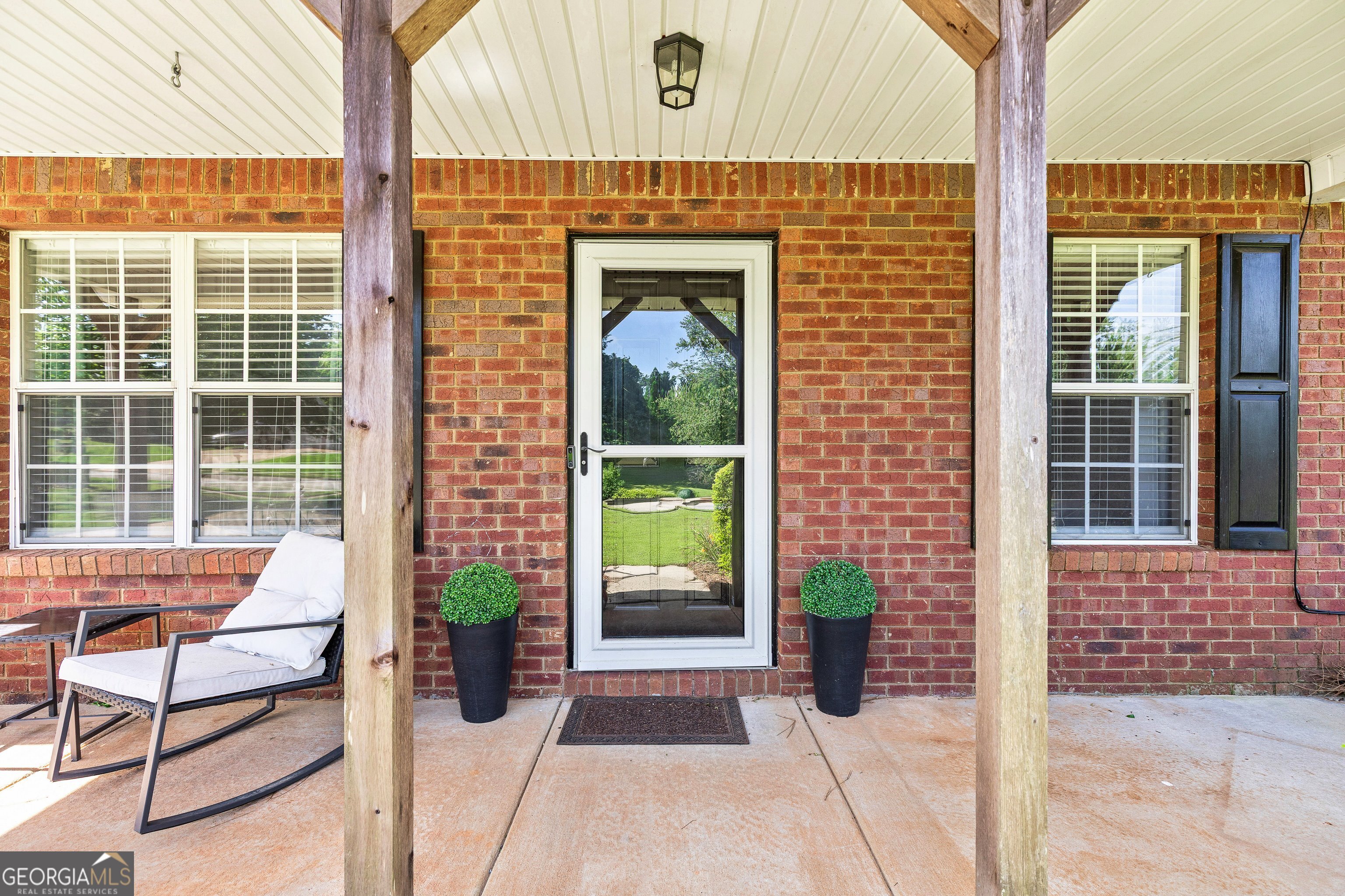 125 Meadow View DR