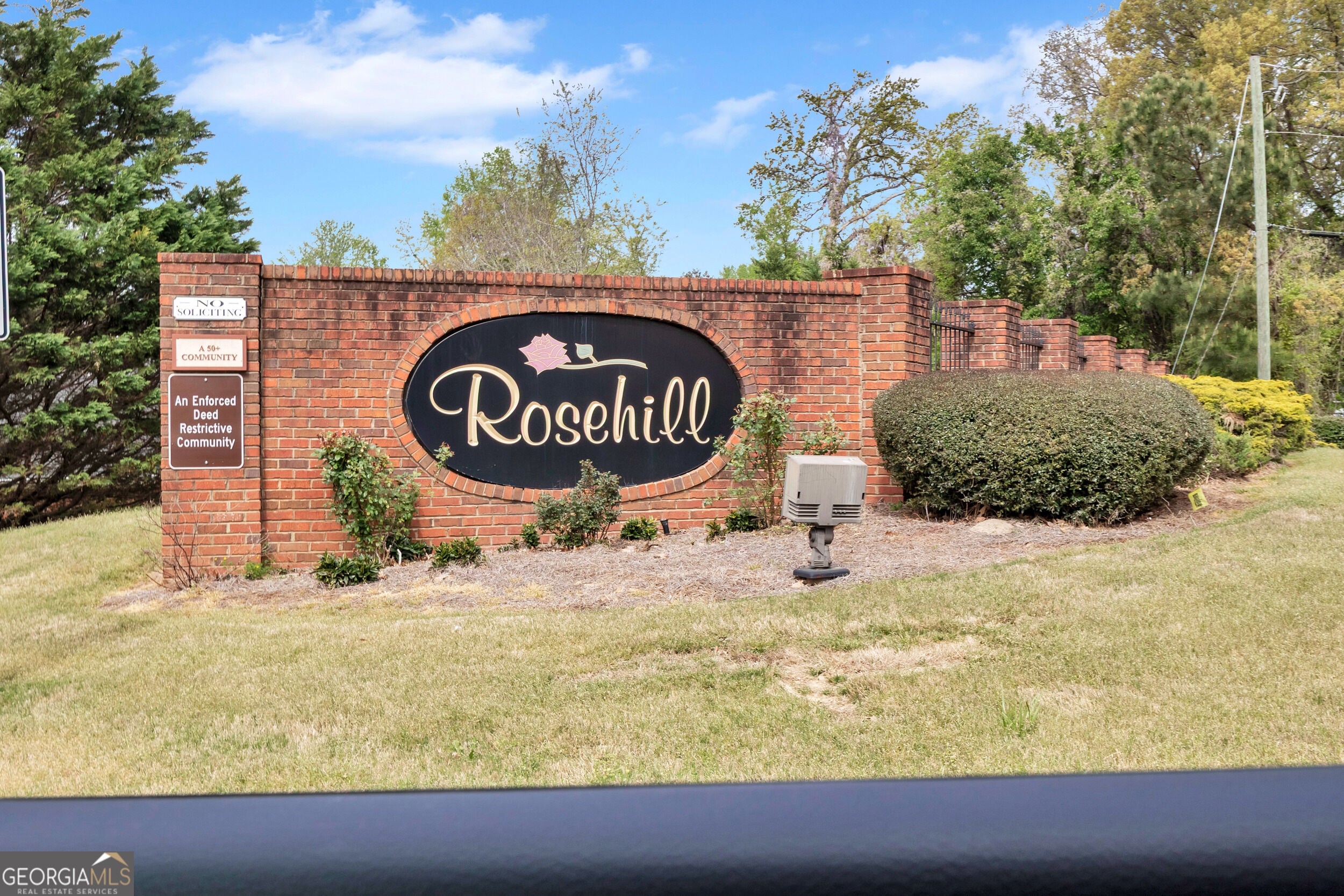 2585 Rosehill CIR
