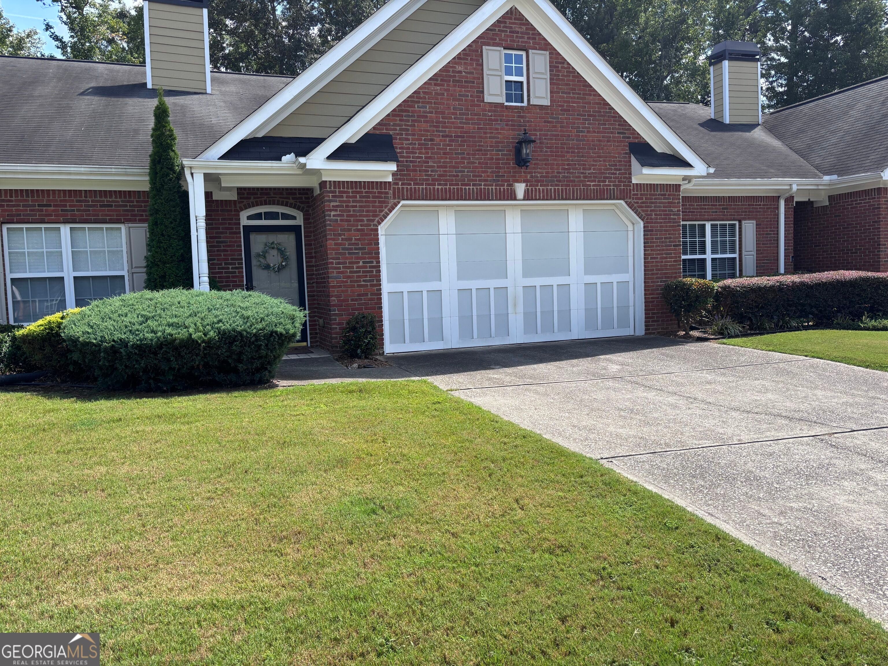2585 Rosehill CIR