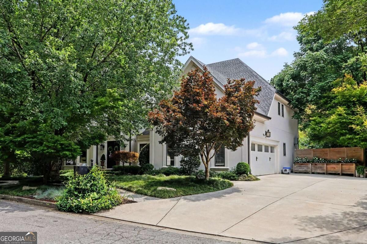 2375 Massey LN