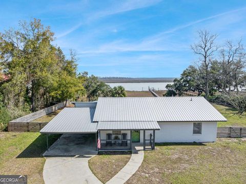 673 Hickory Bluff DR Waverly GA 31565