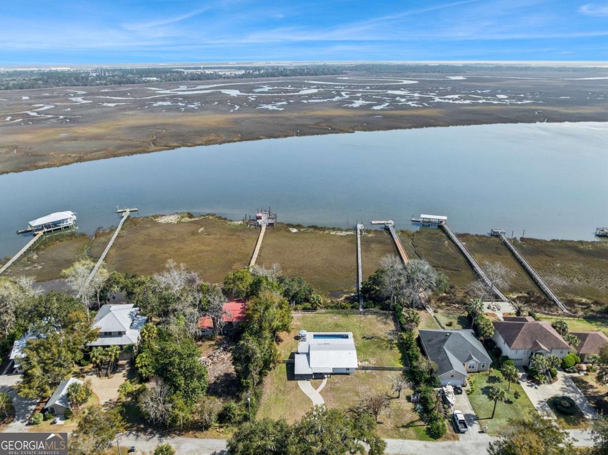 673 Hickory Bluff DR