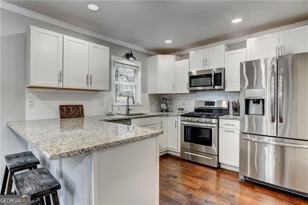 Photo of 1361 Chatley Way, Woodstock, GA 30188 (MLS # 10625074)