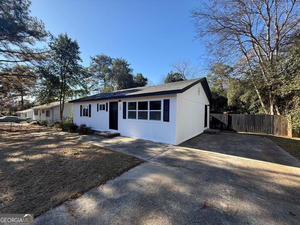 Photo of 115 Garland Terrace, Warner Robins, GA 31088 (MLS # 10663335)