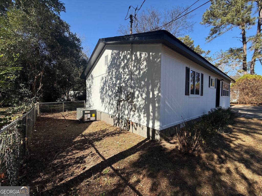 Photo of 115 Garland Terrace, Warner Robins, GA 31088 (MLS # 10663335)