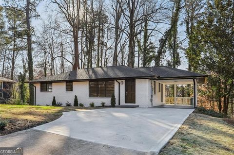 1120 Starline DR SE Smyrna GA 30080
