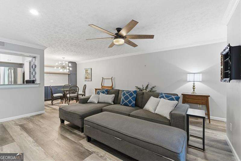 DUNWOODY COURT - Residential