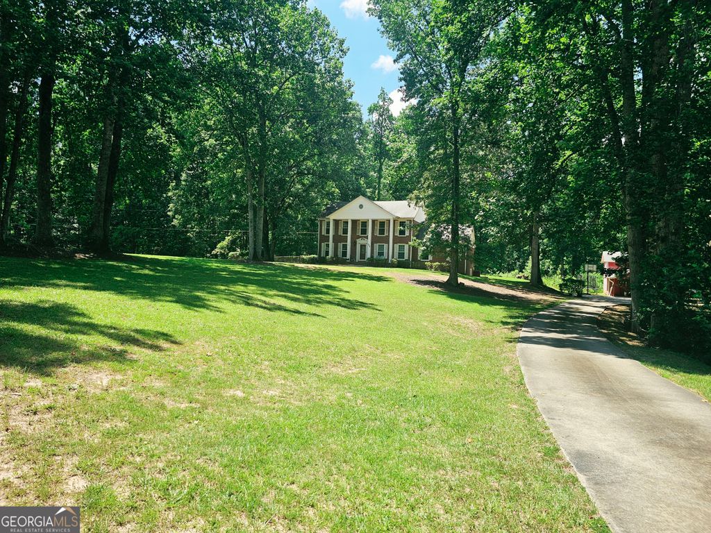 Photo of 132 Sardis Church Rd, Newnan, GA 30263 (MLS # 10801594)
