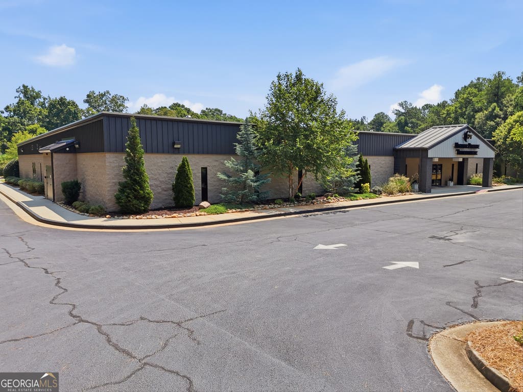Photo of 3915 Highway 162, Covington, GA 30016 (MLS # 10819293)