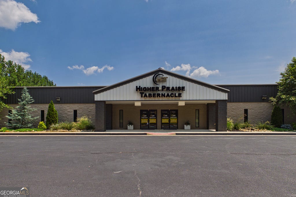 Photo of 3915 Highway 162, Covington, GA 30016 (MLS # 10819293)