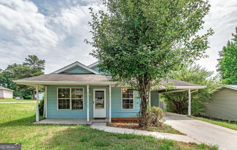 Welcome to your cozy haven in McDonough, Georgia! This delightful 3-bedroom, 1-bathroom home offers over a 1,000 square feet of comfort and ease, perfect for those who value low-maintenance living-because who wants to spend all their time cleaning, right? Inside, you'll find a functional layout that maximizes space without the clutter. Each of the three bedrooms provides a welcoming retreat, with the primary bedroom offering a touch of extra privacy and space. The single bathroom is conveniently central, making morning routines smoother for everyone. Please, contact the listing agent to schedule your viewing today.