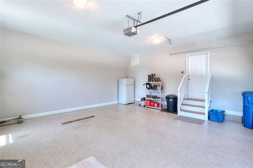 Loganville, Georgia 30052, United States, 5 Bedrooms Bedrooms, ,4 BathroomsBathrooms,Residential,Active,214809