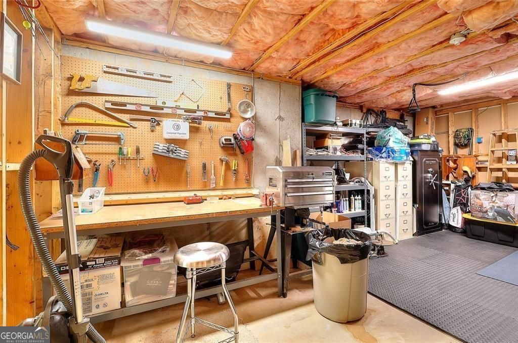 Loganville, Georgia 30052, United States, 5 Bedrooms Bedrooms, ,4 BathroomsBathrooms,Residential,Active,214809